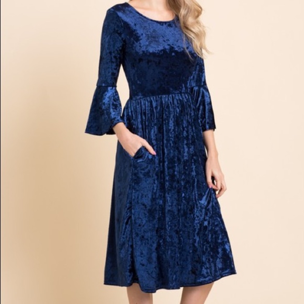 Velvet blue dress